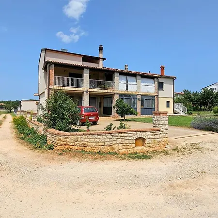 Ines A5 * Novigrad Istria
