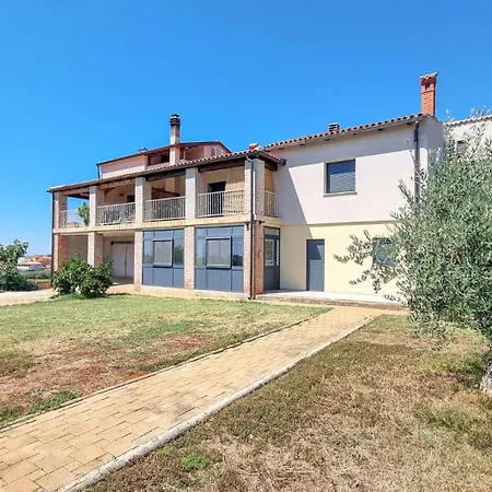 Ines A5 * Novigrad (Istria)